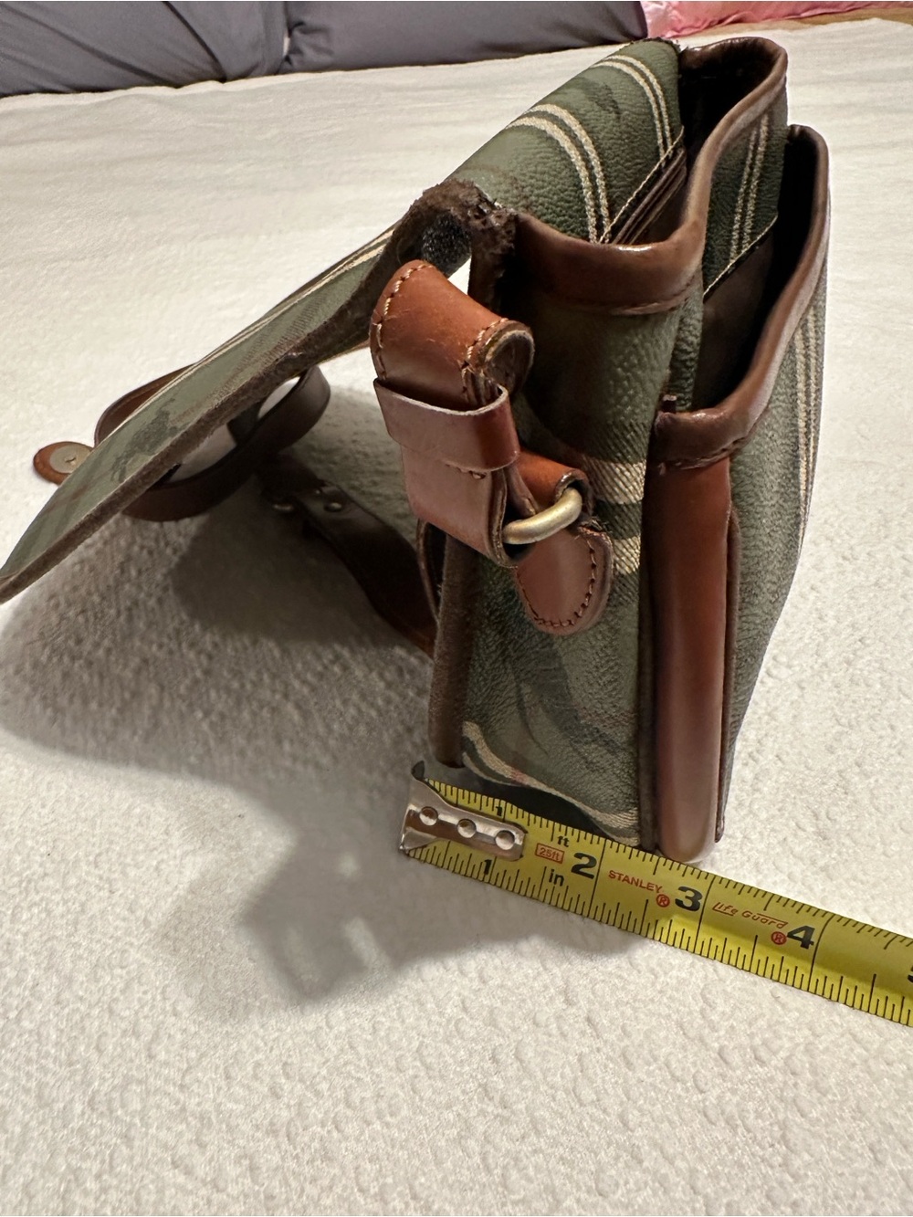 Burberry Green Plaid Crossbody Bag with Brown Leather Trim - Picture 11 of 12